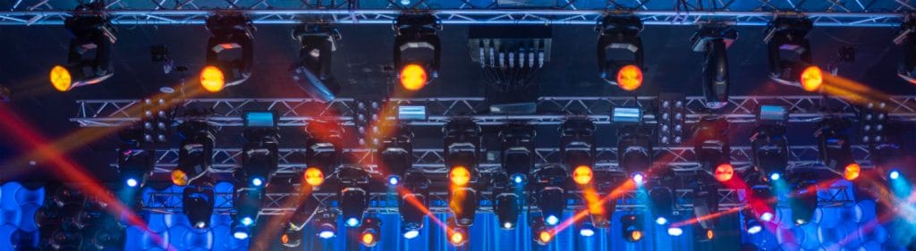 הגברה ותאורה לאירועים: איך לבחור את הציוד המתאים 1 הגברה ותאורה לאירועים